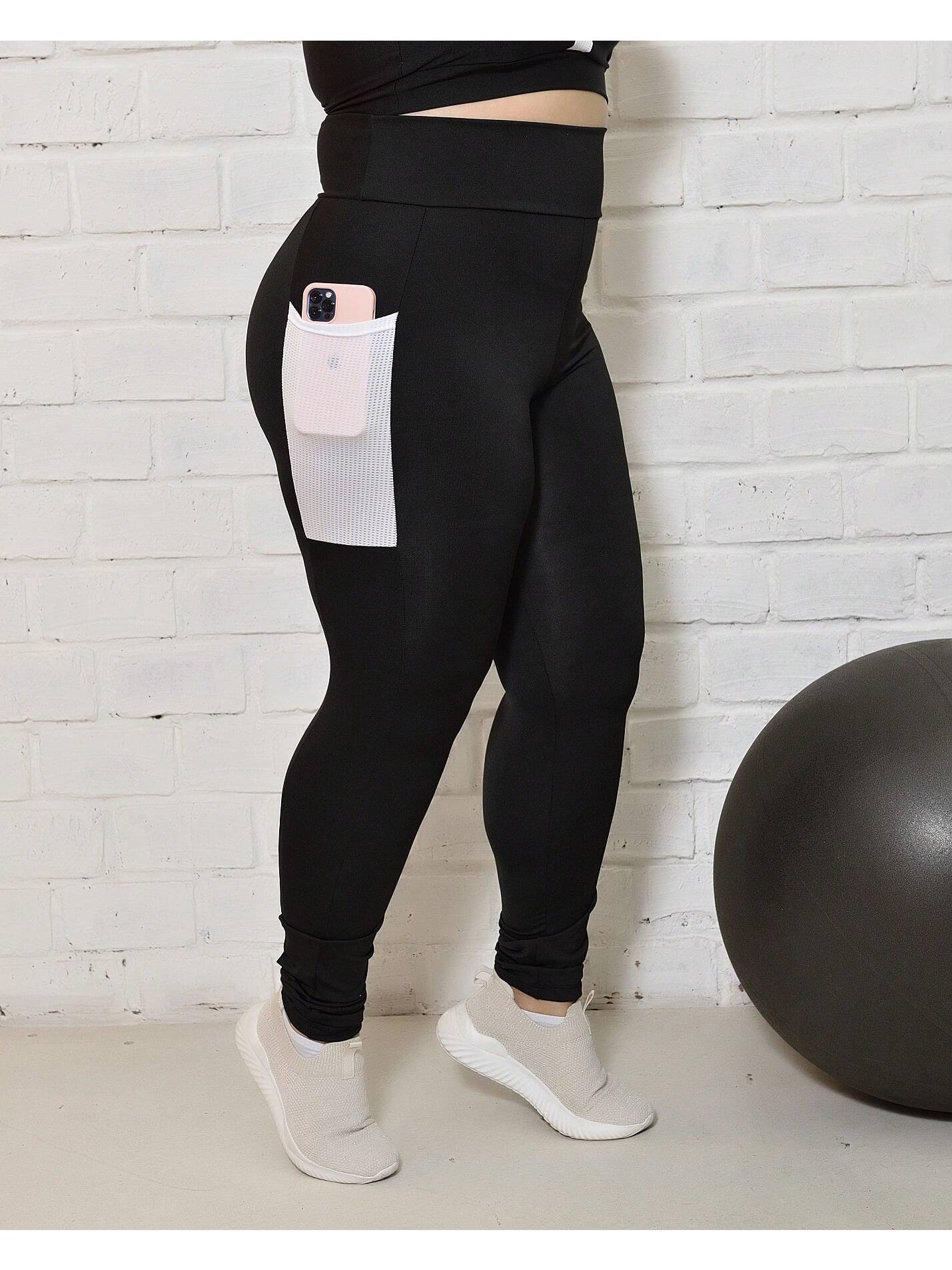 Calça com Bolso Intencional Plus Size Cintura Modeladora Nao fica Transparente