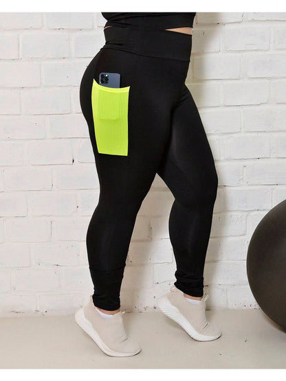 Calça com Bolso Intencional Plus Size Cintura Modeladora Nao fica Transparente